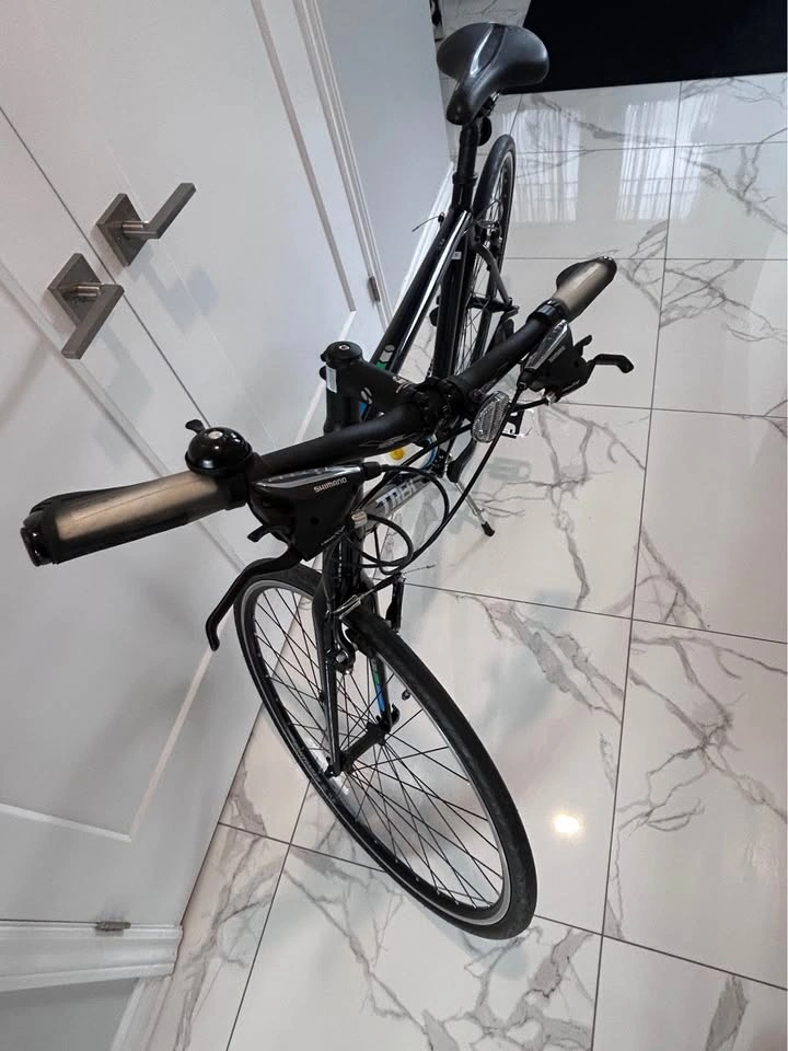 Trek FX3 Bicycle - photo 3