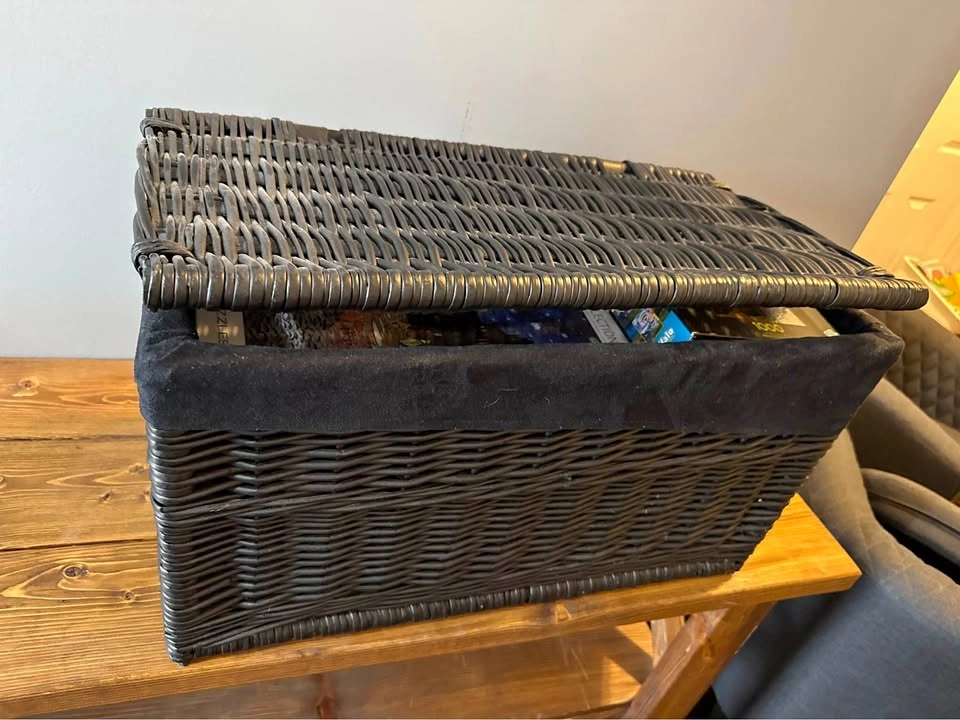 Storage bench wicker w material inside espresso colour