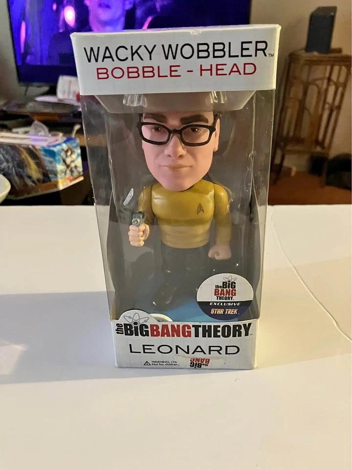 Funko Wacky Wobbler: Leonard (Star Trek) (Metallic)