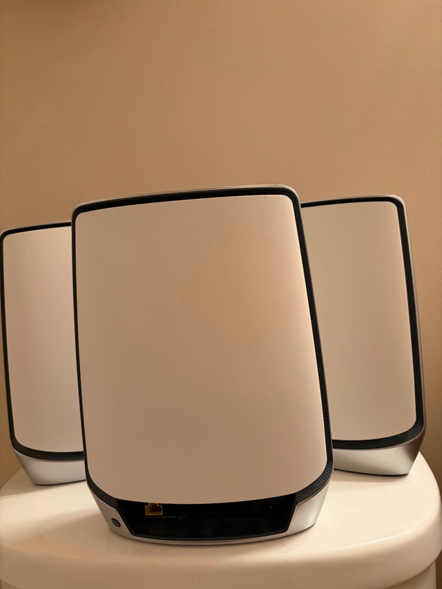ORBI RBR850 WI-FI with 2 Satellites - photo 3