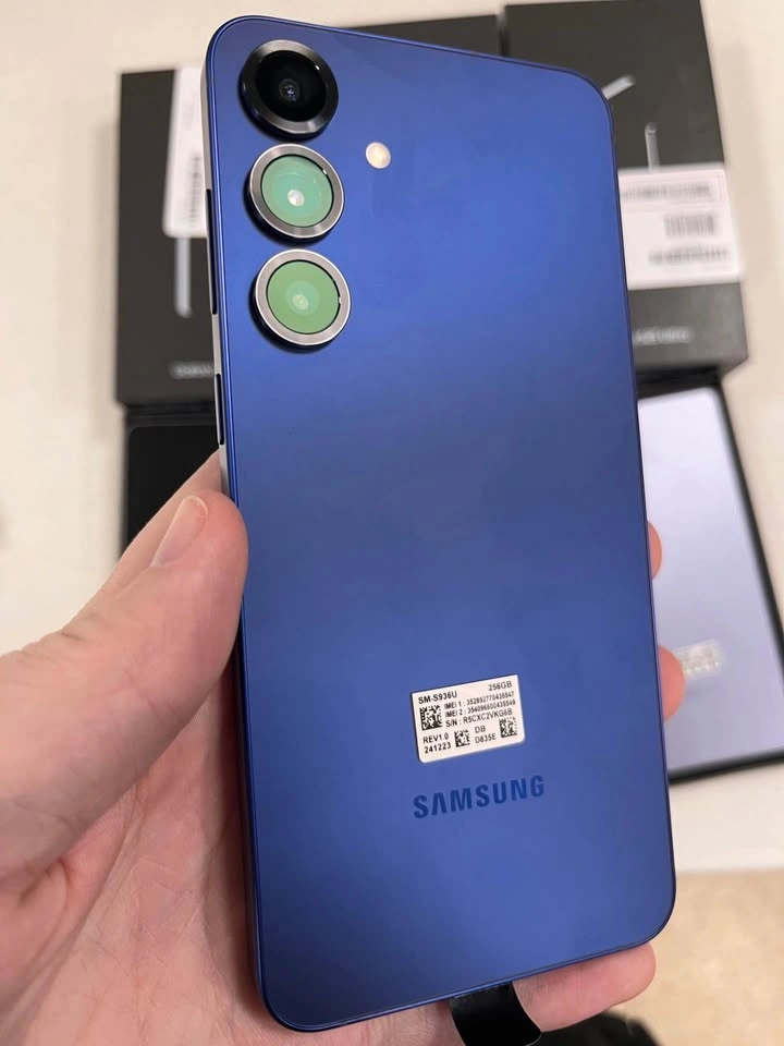Sealed Samsung Galaxy S25 128GB Blue - photo 5