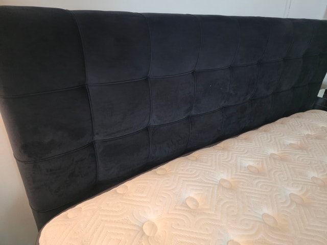 Queen Black Velvet Bed w/ Storage & Serta Mattress - photo 4