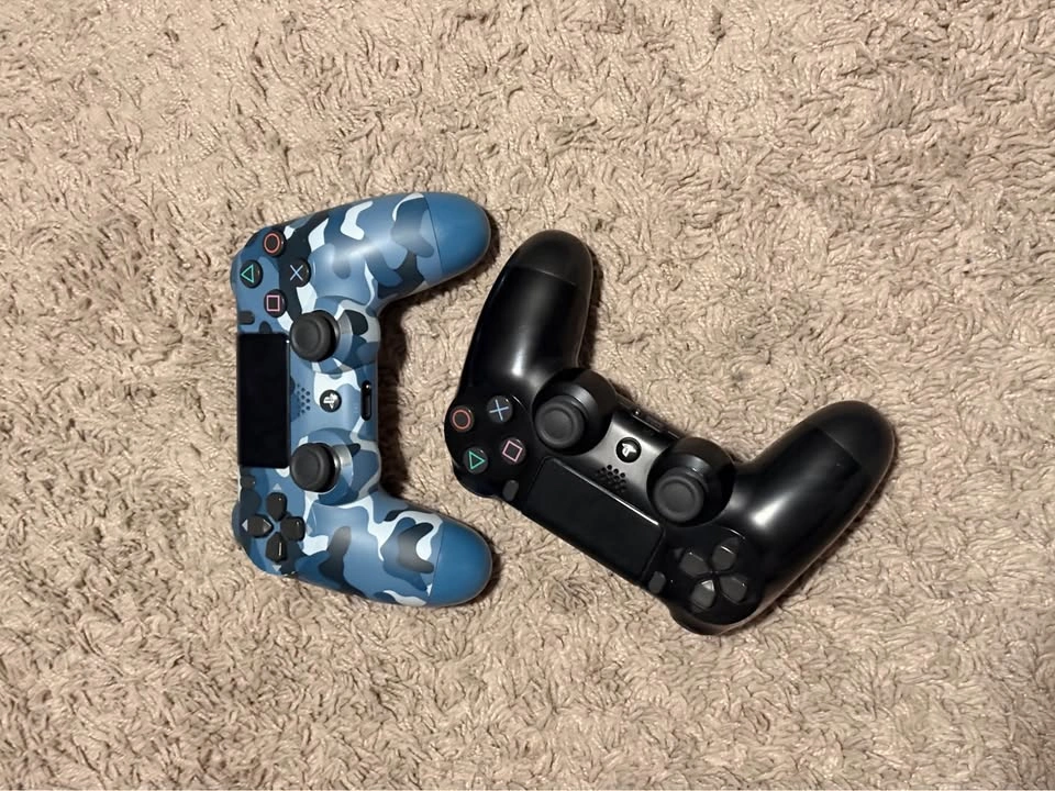 PS4 Pro 1TB - photo 3