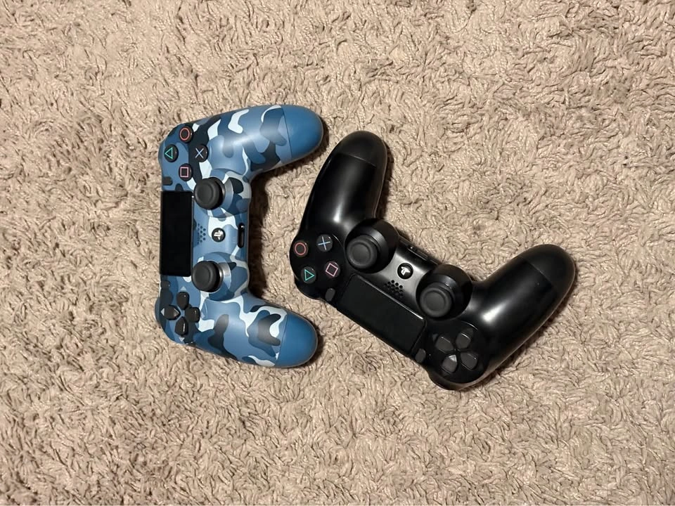 PS4 Pro 1TB - photo 4