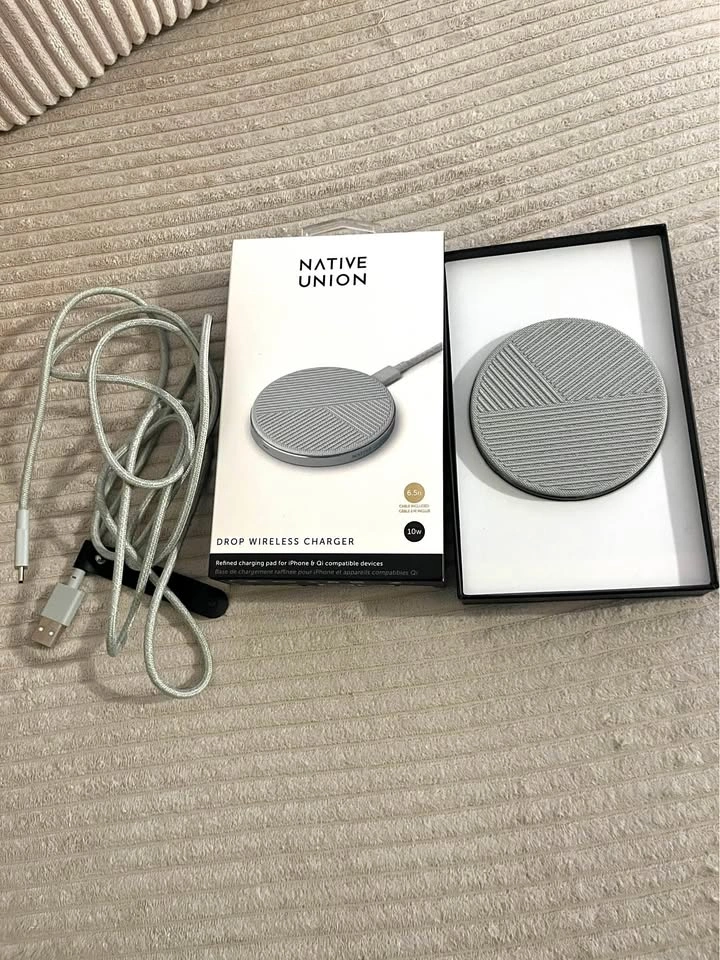 Native Union Drop Wireless Charger in Sage