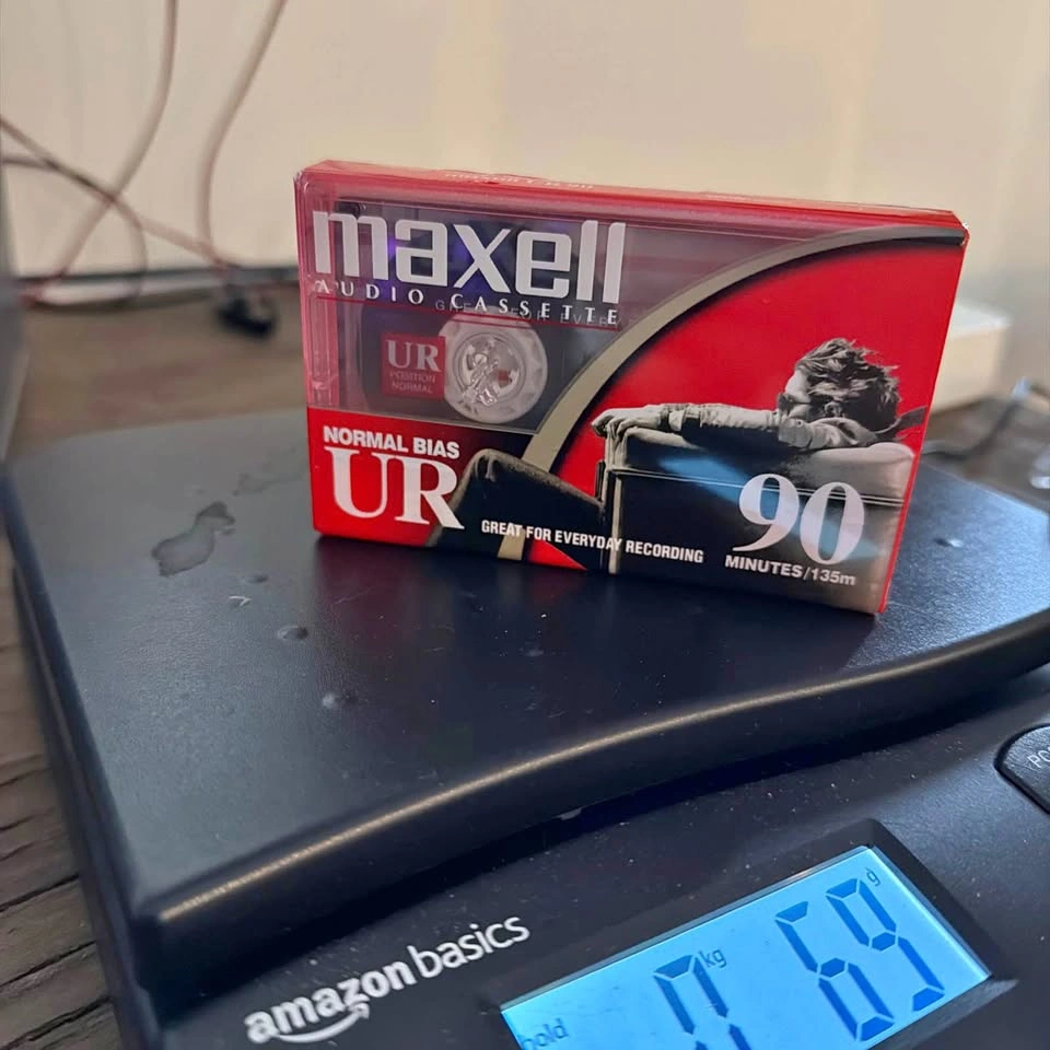 Maxell UR 90