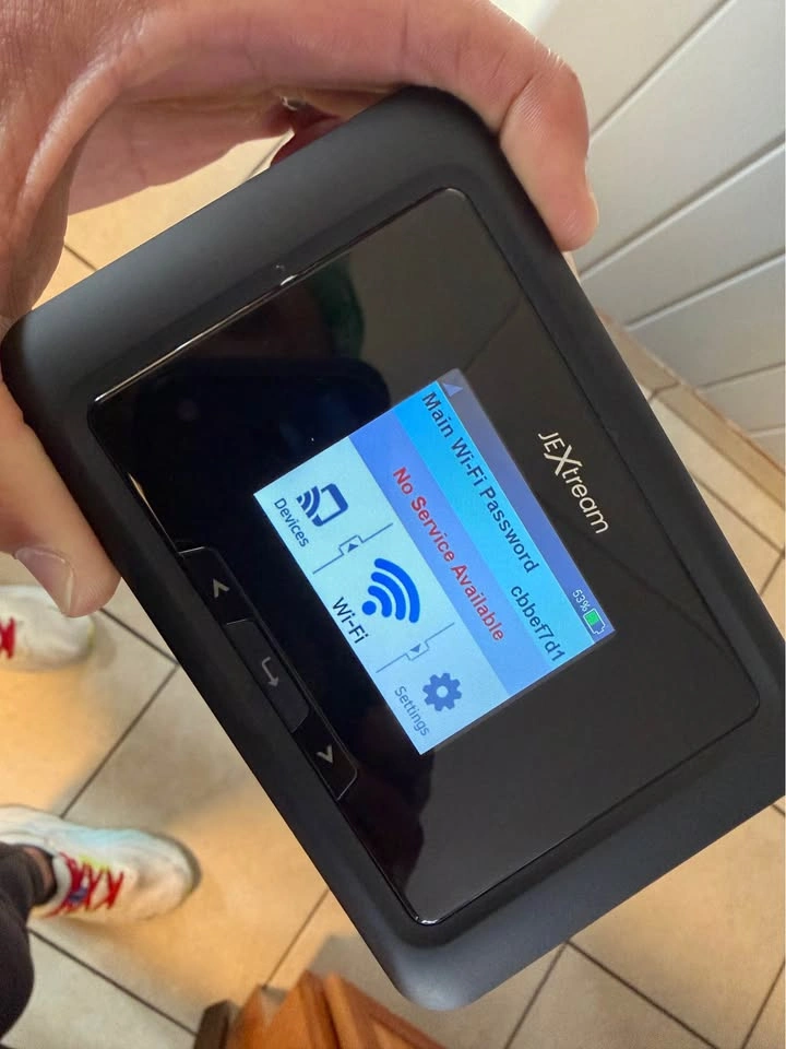 Jextream RG2100 5G Mobile Hotspot - photo 2