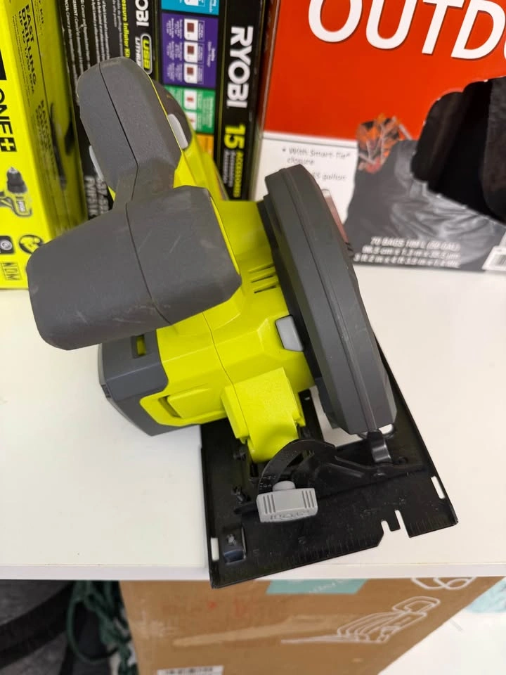 Ryobi 18V 5.5” Circular Saw - photo 2