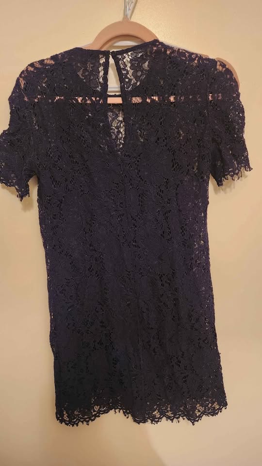 Navy blue lace dress with lining (small) - photo 2