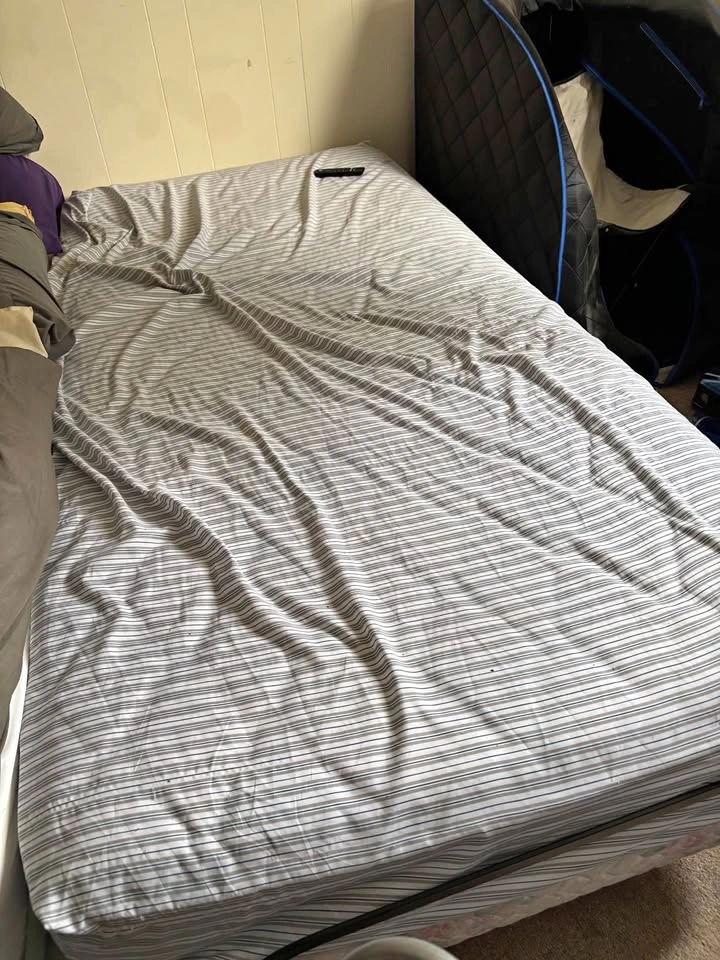 Twin XL Adjustable Bed with Massage