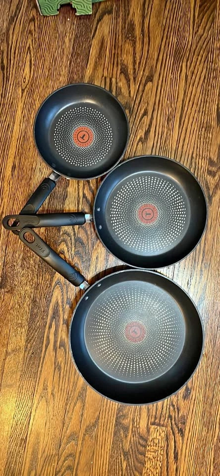 Set of 3 Teflon Non-Stick Pans