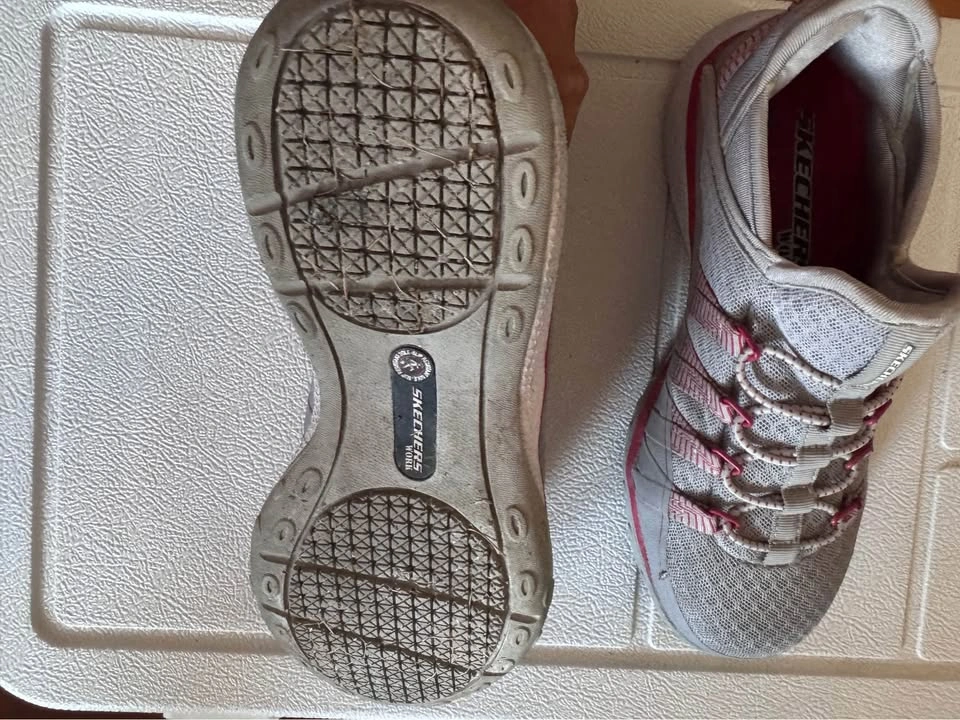Skechers Women's CSA Approved Work Shoes - Size 6.5 - photo 4