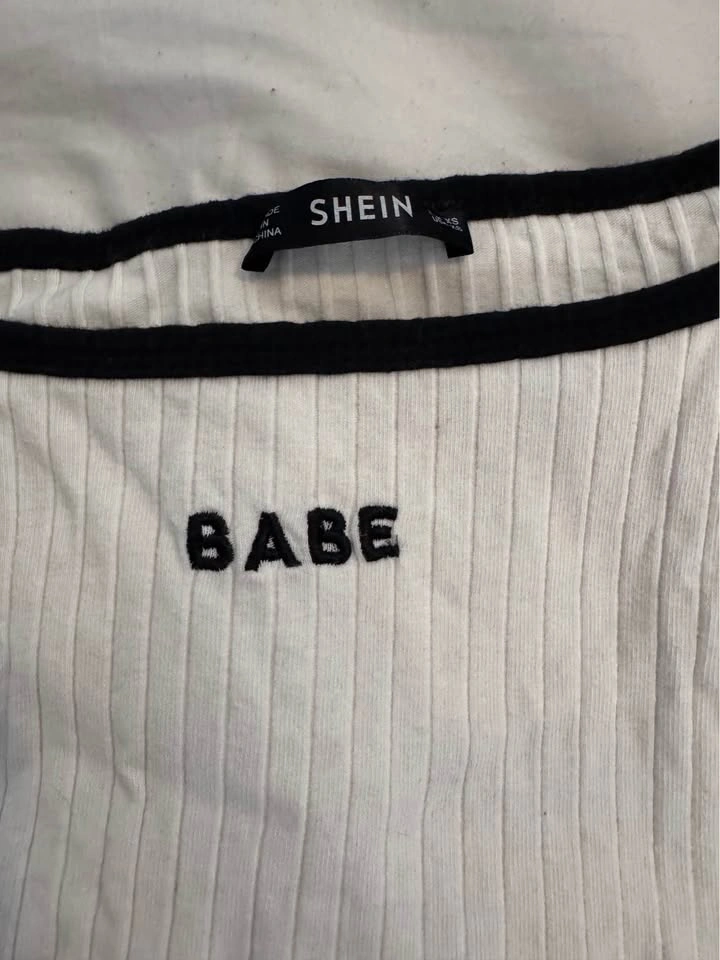 SHEIN White Ribbed BABE Crop Top XS - photo 2