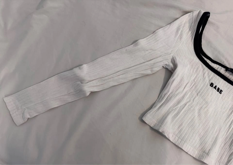 SHEIN White Ribbed BABE Crop Top XS - photo 3