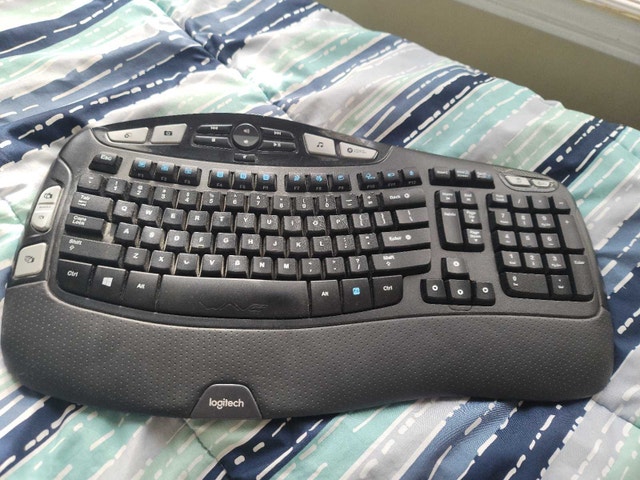Logitech Wave Wireless Keyboard