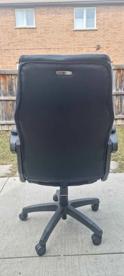 La-Z-Boy Black Executive Office Chair - photo 3