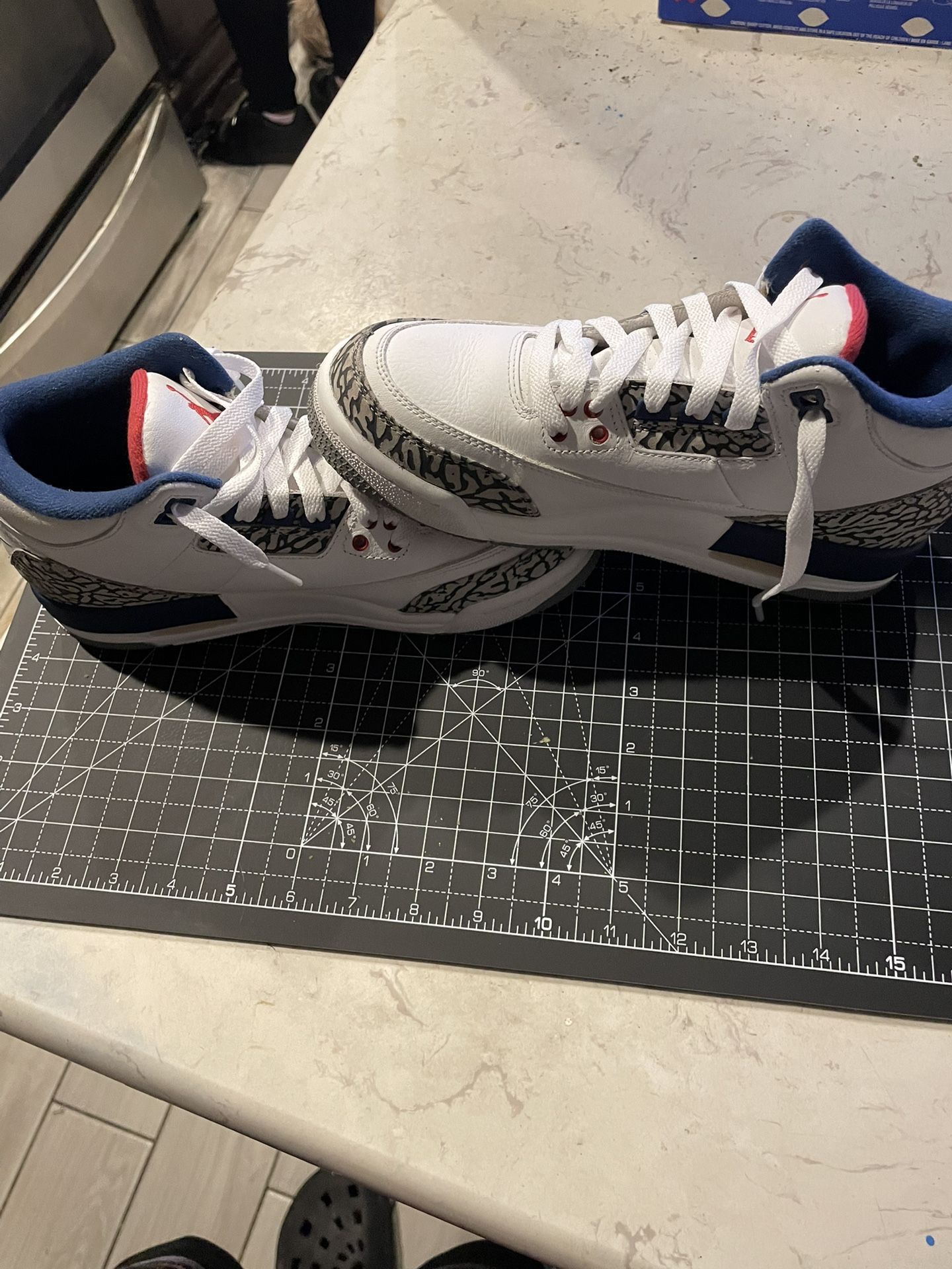 Jordan 3 True Blues