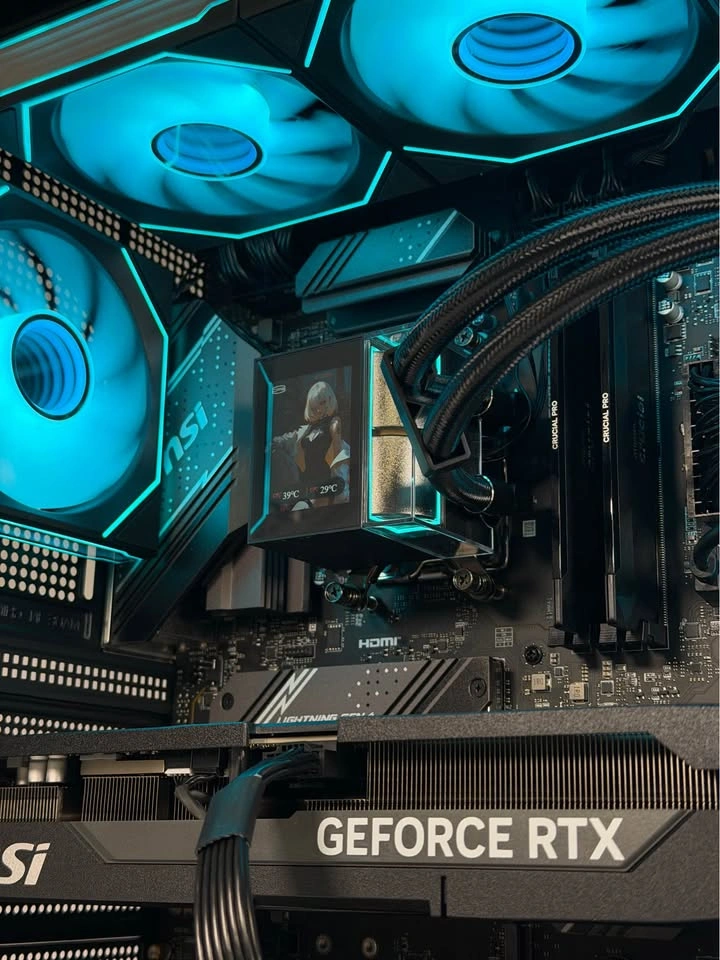 RTX 5070 TI | RYZEN 7 9700X | 32GB DDR5 | 2TB SSD GAMING PC - photo 2
