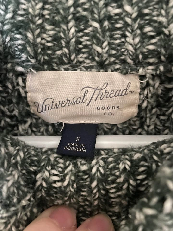 Universal Threads Knit Sweater - photo 2