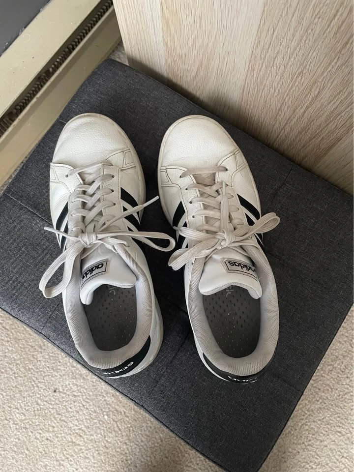 Adidas Grand Court Sneakers - Women's Size 8 - photo 3