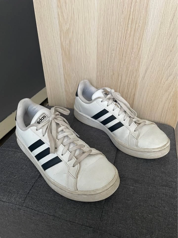 Adidas Grand Court Sneakers - Women's Size 8 - photo 4