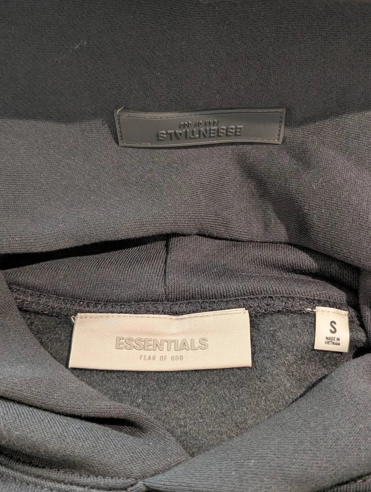 Essentials hoodie black size small - photo 2