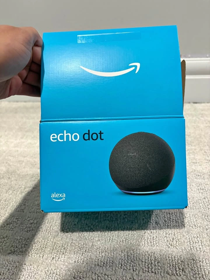 EchoDot (Amazon)