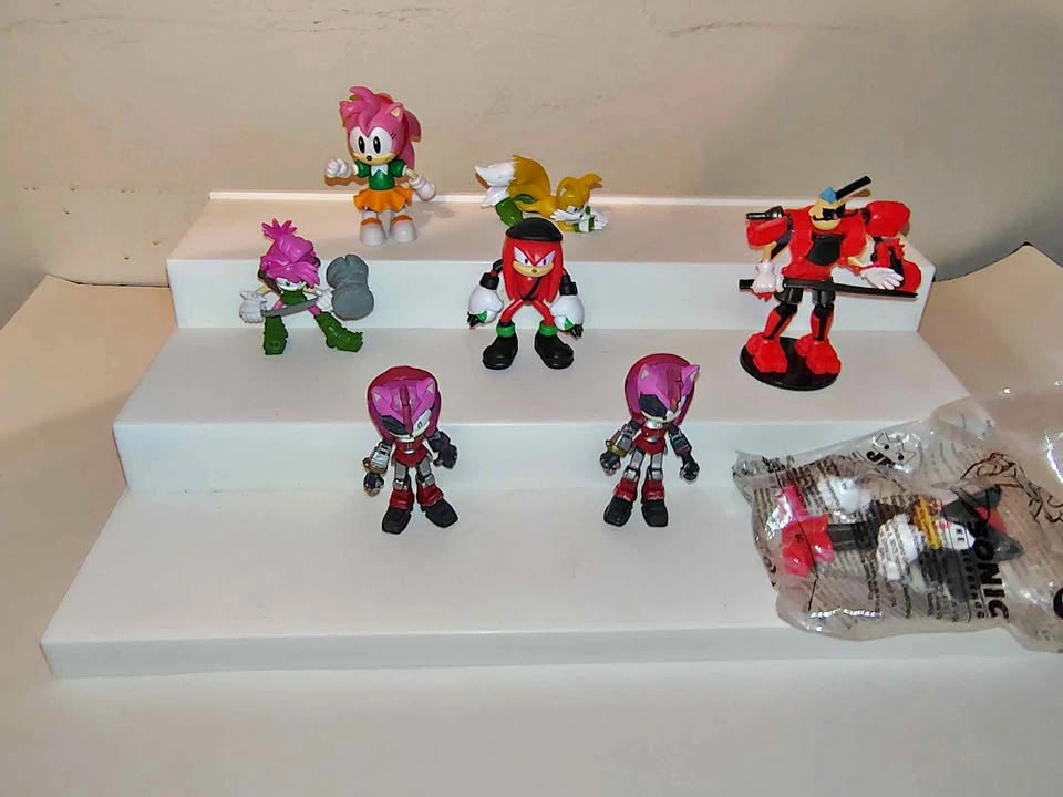 Sonic Toys Lot ( Price includes all )
