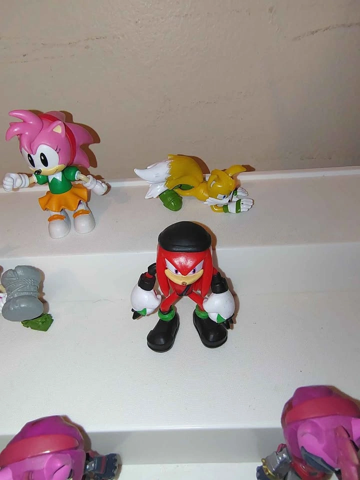 Sonic Toys Lot ( Price includes all ) - photo 3