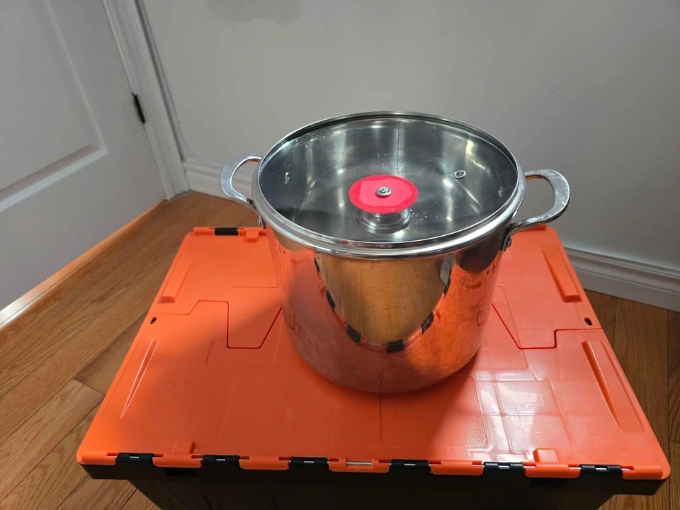 12 Quart Stainless Steel Stock Pot - photo 2