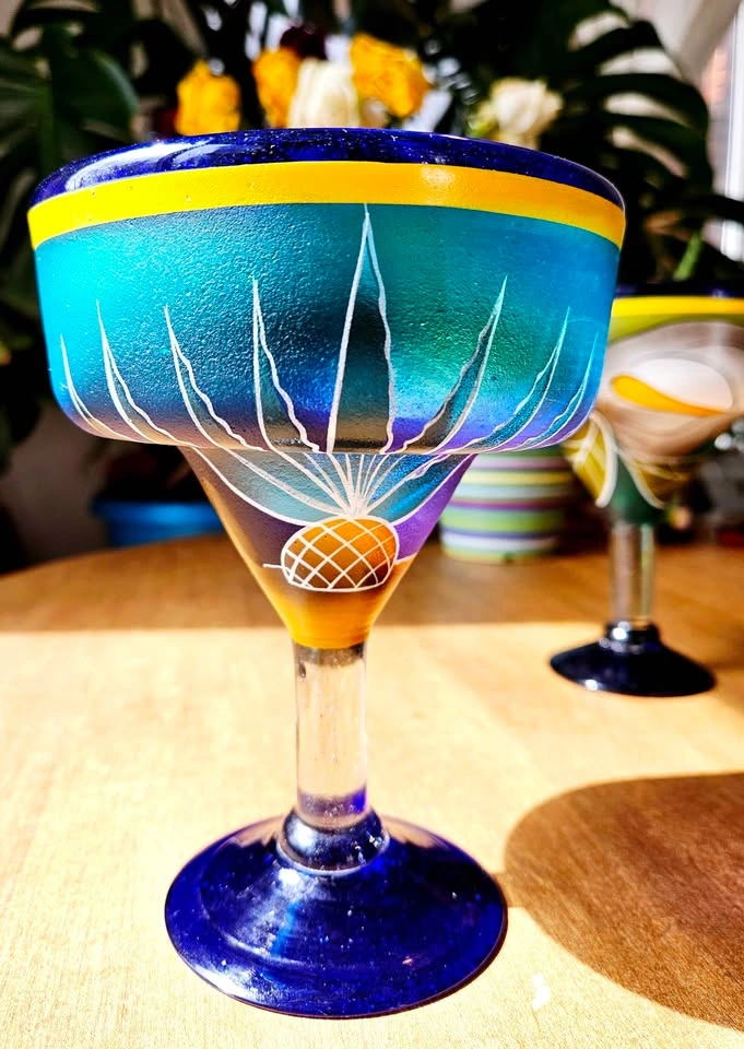 Hand-Painted Cobalt Blue Glass Set - Perfect for Patio - photo 2