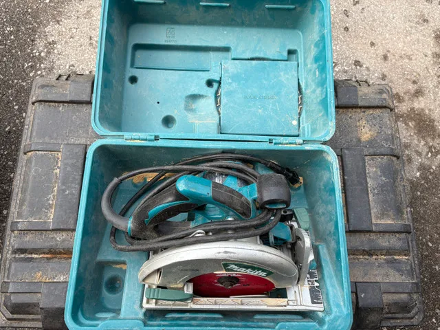 MAKITA 7-1/4-Inch Circular Saw thumbnail