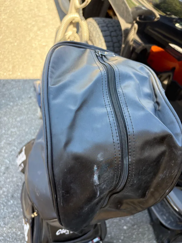 CLEVELAND TOUR GOLF BAG - LEATHER image indicator(9)