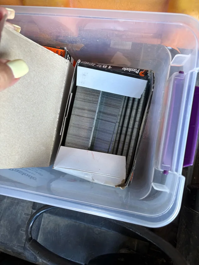 Paslode Staples - 18GA - 1/4-in Crown - 1 1/4-in image indicator(7)