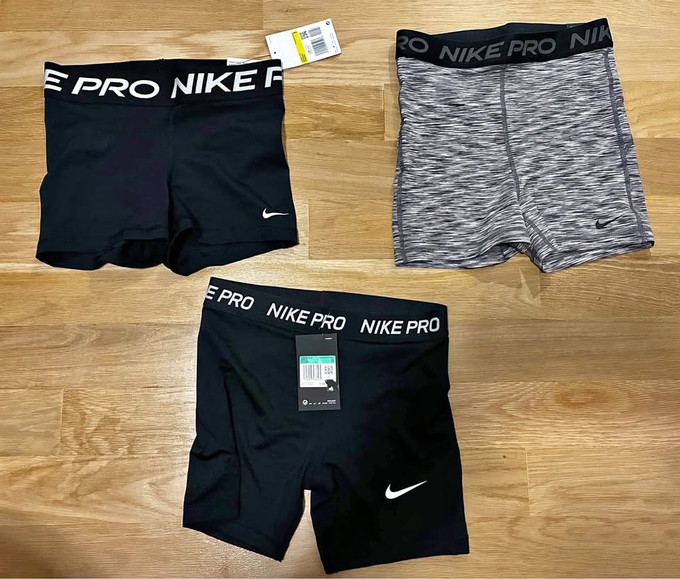 New with tags NIKE PRO under shorts koi