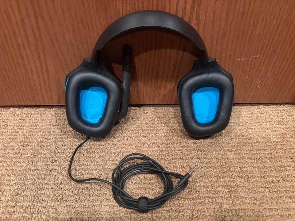2x Logitech G432 Headsets - photo 3