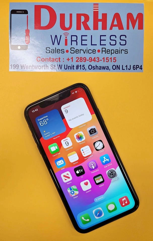 iPhone XR 64GB Unlocked