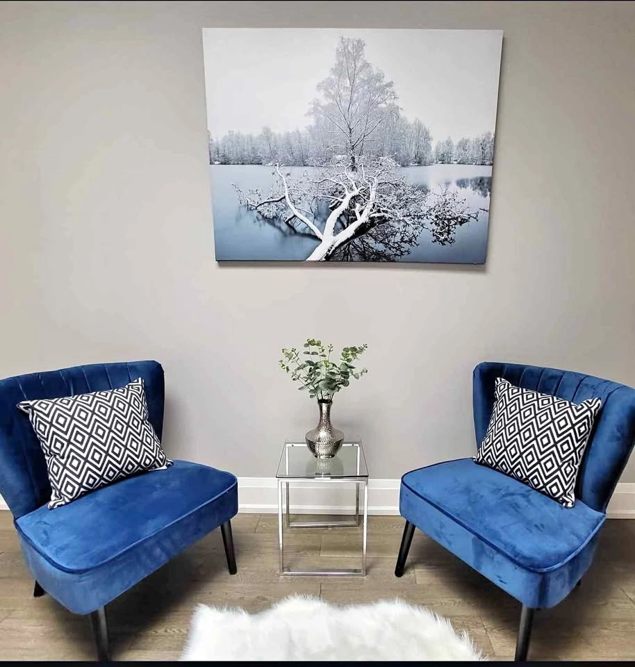 Accent chairs