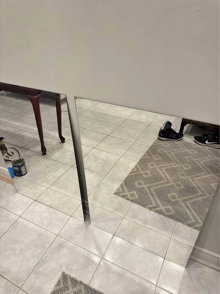 Two mirrors 63 cm x 91cm - very durable $20 each thumbnail