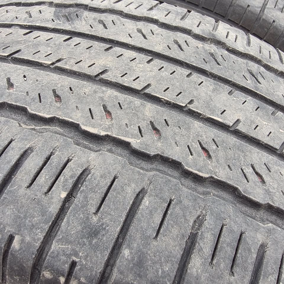 2 x 19 inch Toyo All Season Tires 225/55/19 - photo 3