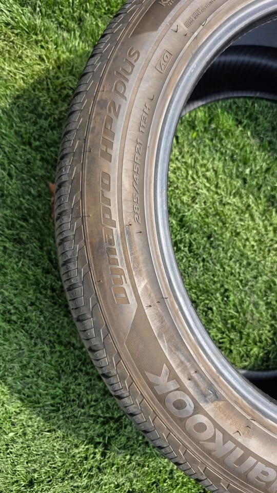 285/45/21 Hankook All Season Tire - photo 3