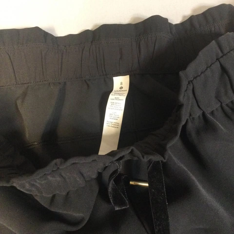 Lululemon Pants Size 8 - photo 4