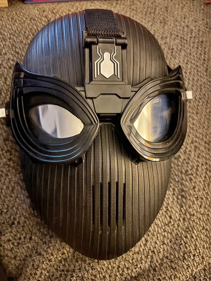 Hasbro Spider-Man Far From Home Stealth Mask