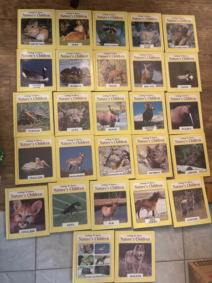 Lot of 27 Vintage Getting to Know Natures Children Books - photo 2