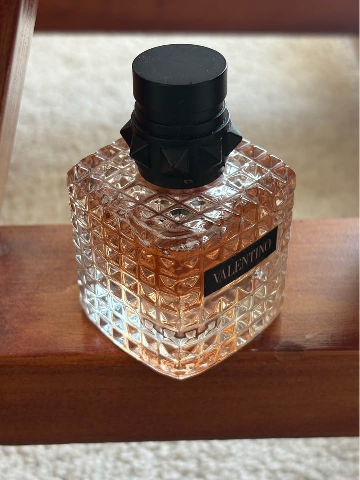 Valentino perfume - photo 2