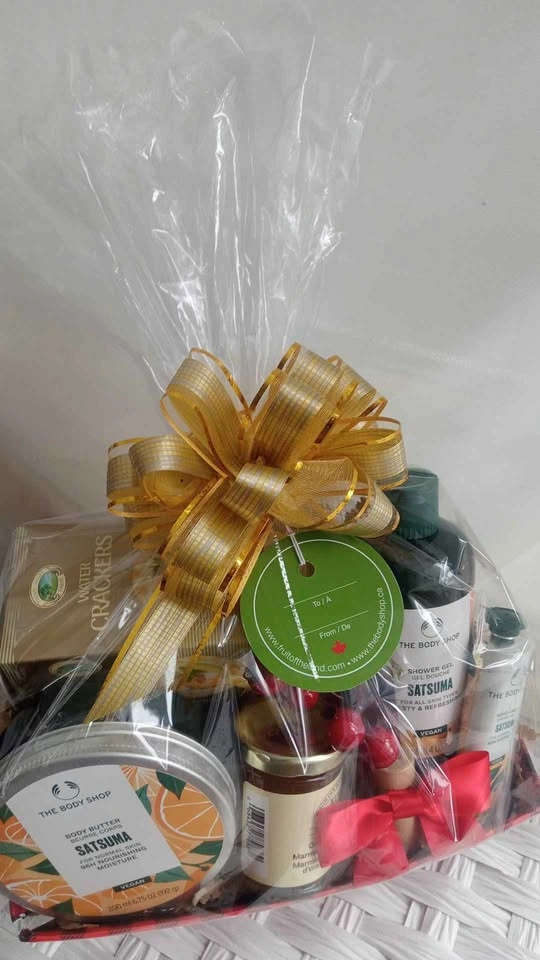 The Body Shop Gift Basket Set Care Package with Snacks - photo 2