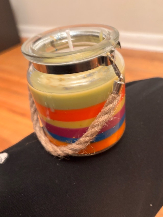 Scented Hand Crafted Candles - photo 3