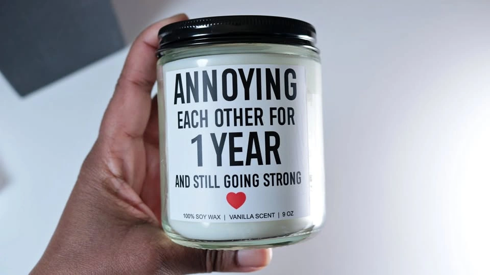 1 Year Anniversary Candle Gag Gift - Vanilla