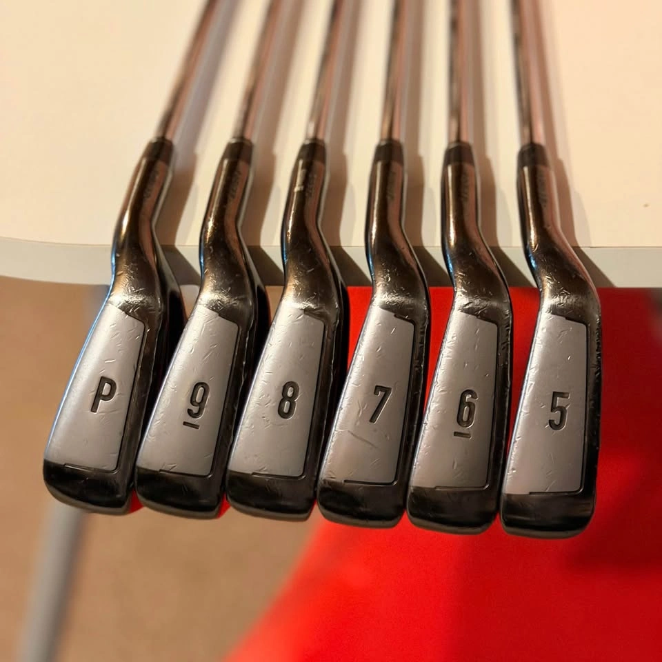 Callaway RAZR XF Iron Set + Hybrids, Mizuno Putter, TaylorMade B - photo 3