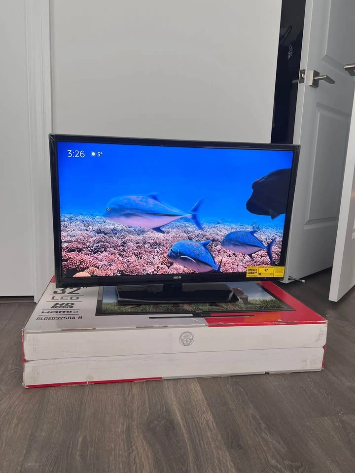 RCA 32" LED HD TV – Like New | Barely Used - photo 2